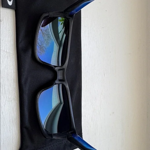 Oakley Mainlink - Prism Sapphire Lens